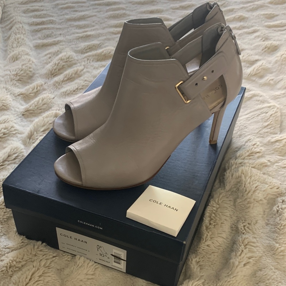 Cole Haan District 10.5 Heeled Open Toe Ankle Boots Original Box